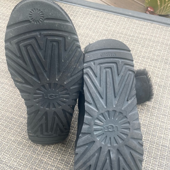 UGG used boots - size 8 woman - Picture 2 of 8